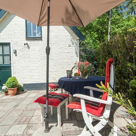 Pleasing Holiday Home In Schoorl With Patio المظهر الخارجي الصورة
