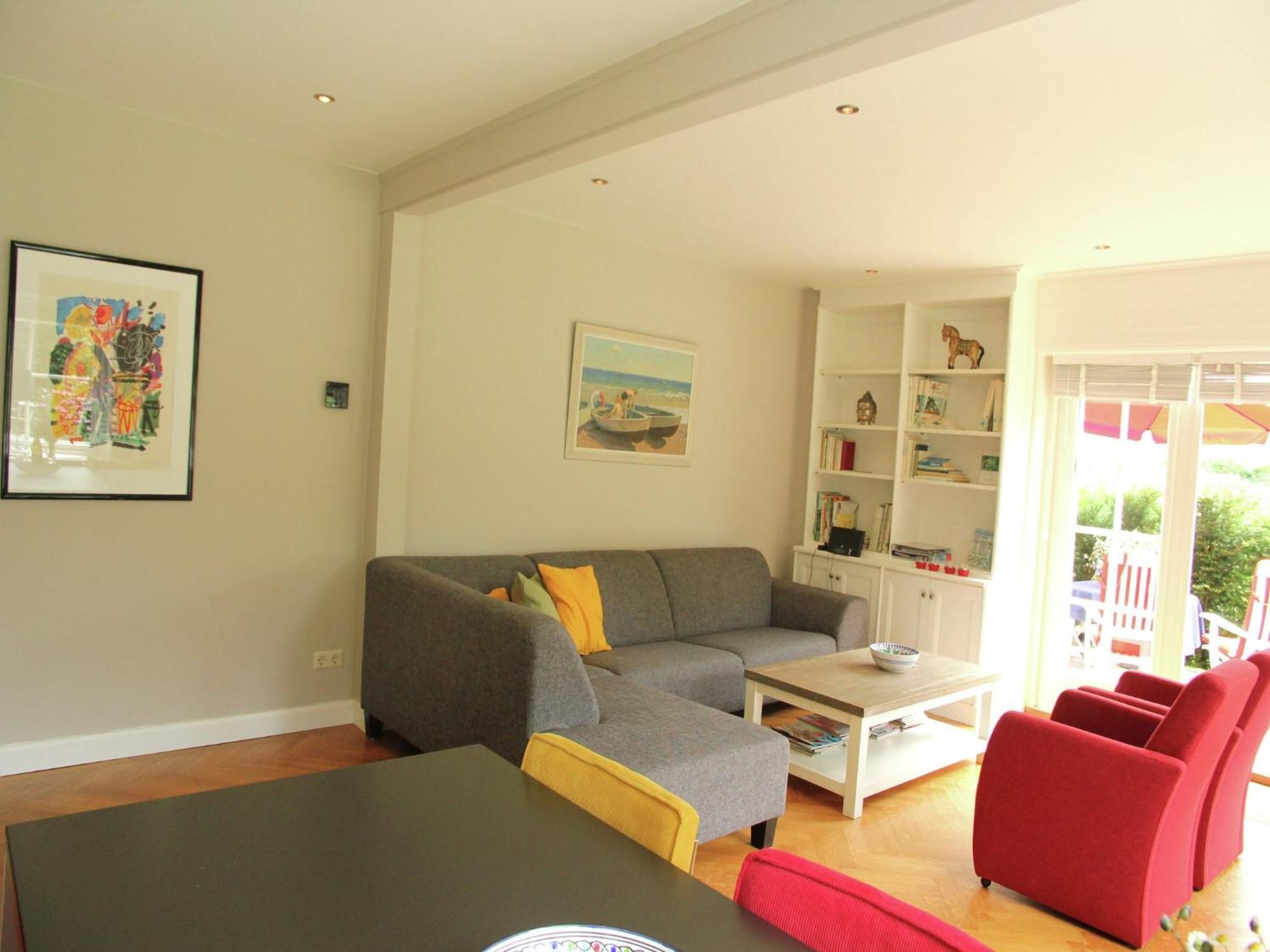 Pleasing Holiday Home In Schoorl With Patio المظهر الخارجي الصورة