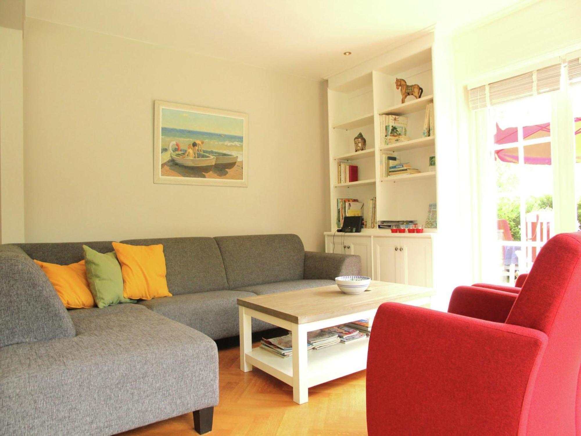 Pleasing Holiday Home In Schoorl With Patio المظهر الخارجي الصورة